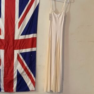 Elegant Cream Maxi Dress